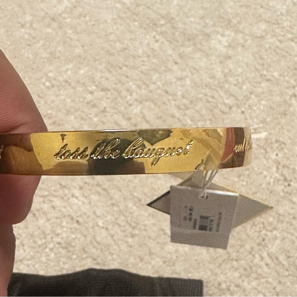 New Kate Spade “ Find the hidden meaning” Bride Bangle Gold tone - Picture 4 of 5